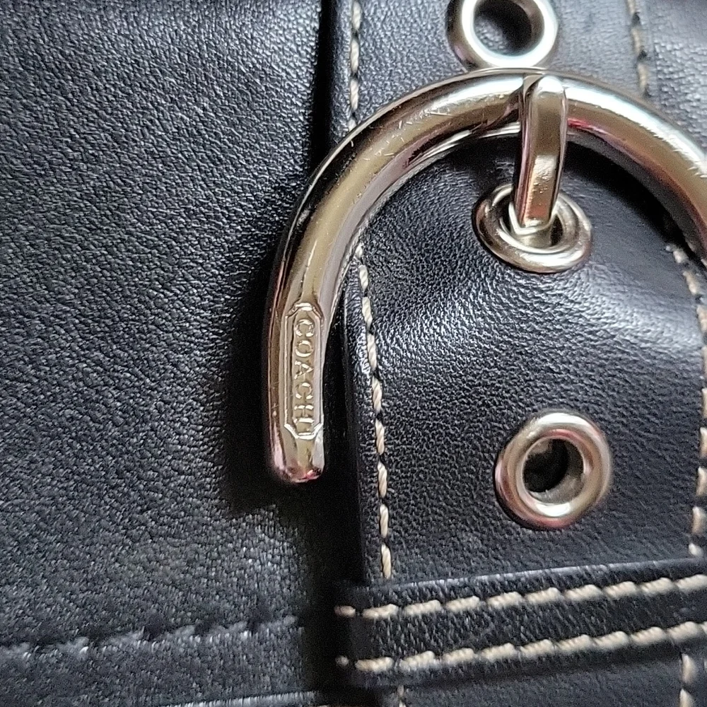 RARE Vintage COACH Leather Trifold Wallet - Picture 11 of 11